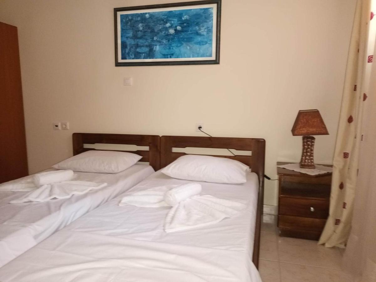 Family Yard House Kos Apartment Ngoại thất bức ảnh