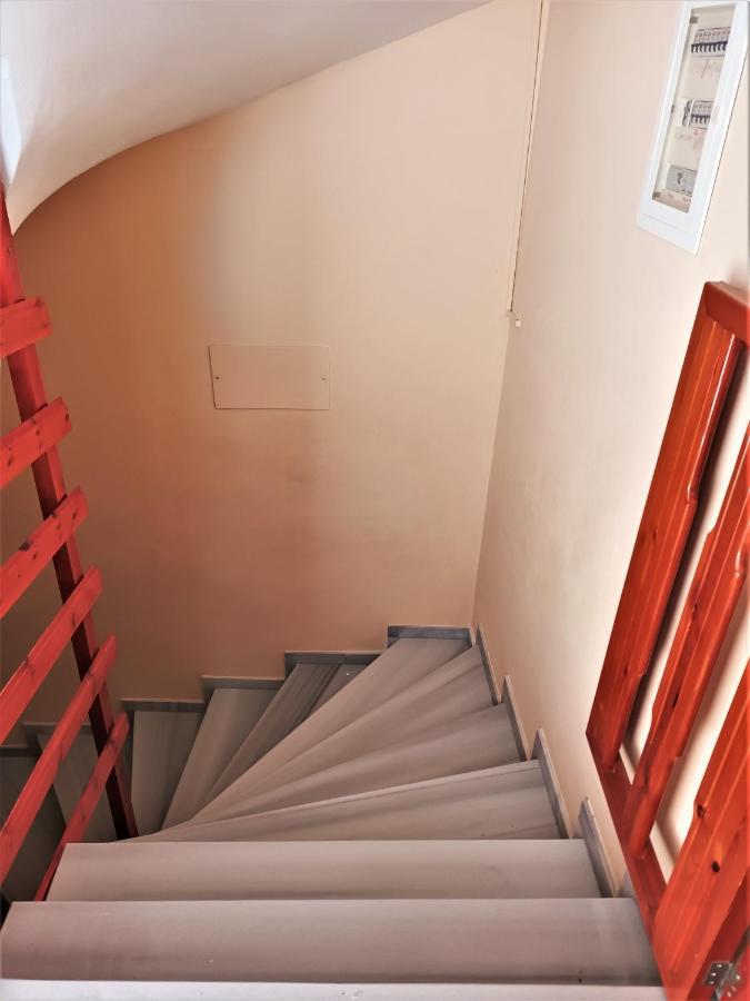 Family Yard House Kos Apartment Ngoại thất bức ảnh