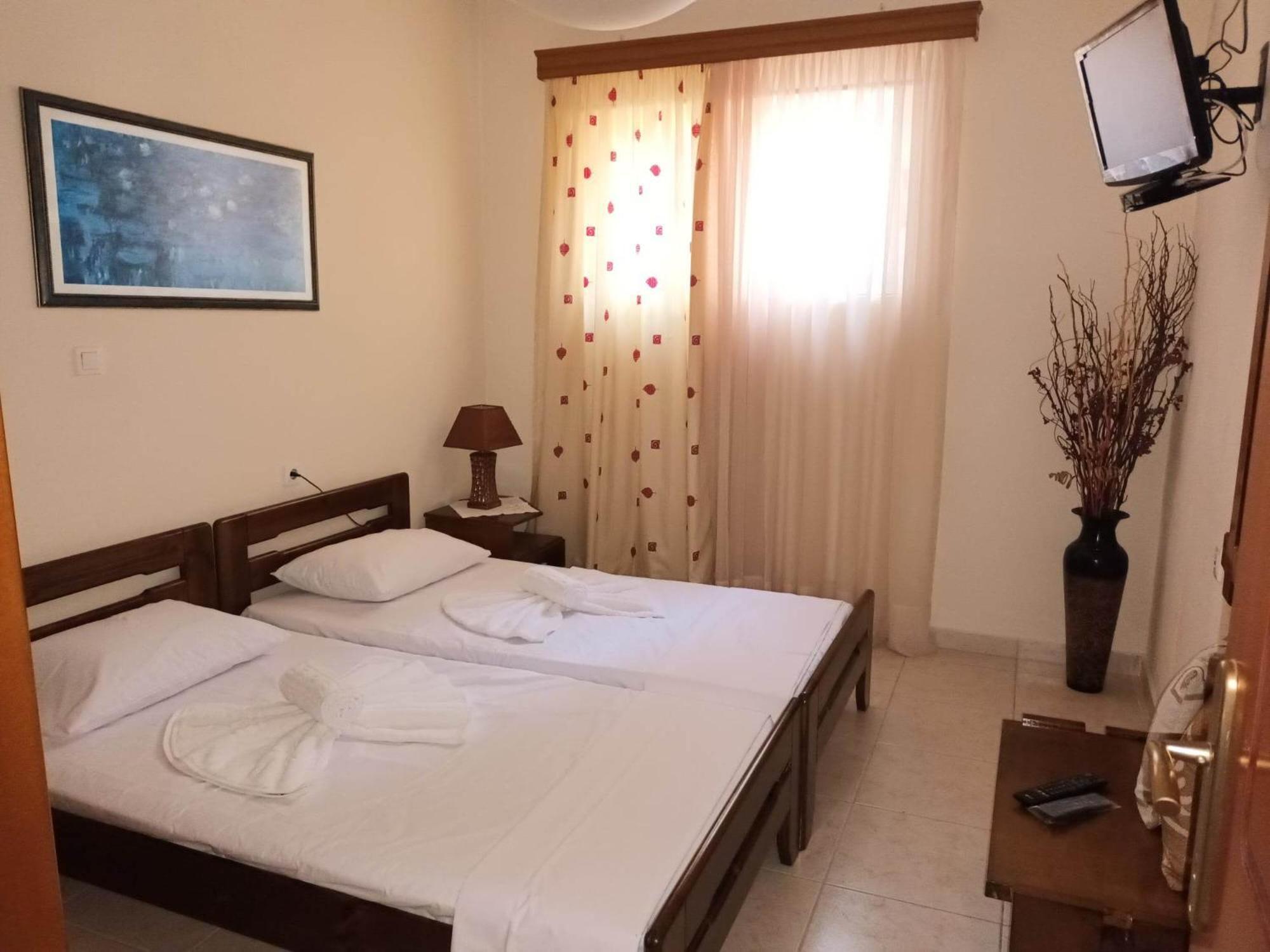 Family Yard House Kos Apartment Ngoại thất bức ảnh